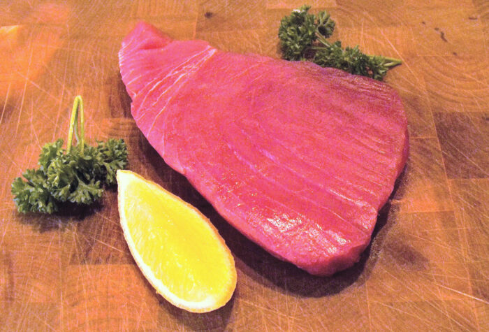 Fresh Boneless Tuna Steak